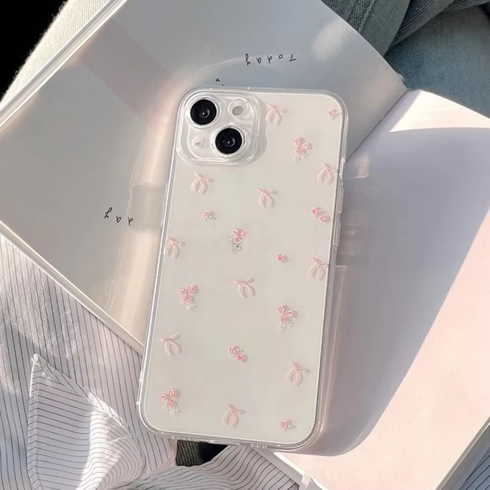 Phone Cases For Iphone 16 - เคสลายดอกกุหลาบพร้อมโบว์น่ารัก สำหรับ iPhone 18 17 16